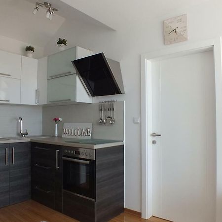 Apartment Silvija Новалья Экстерьер фото